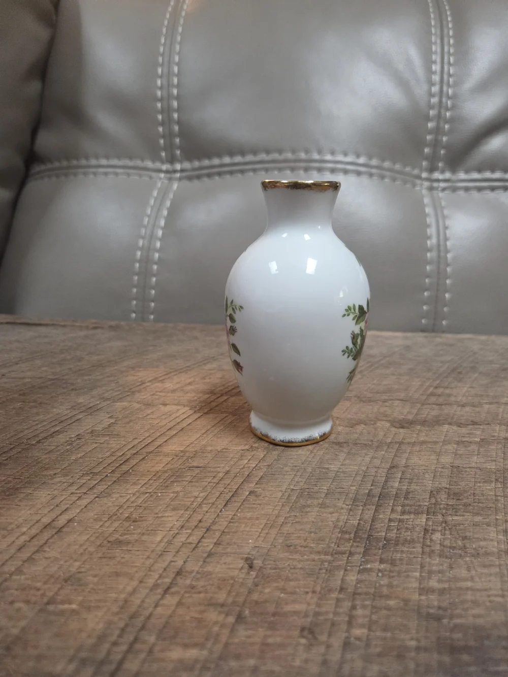 Royal Albert beautiful vintage